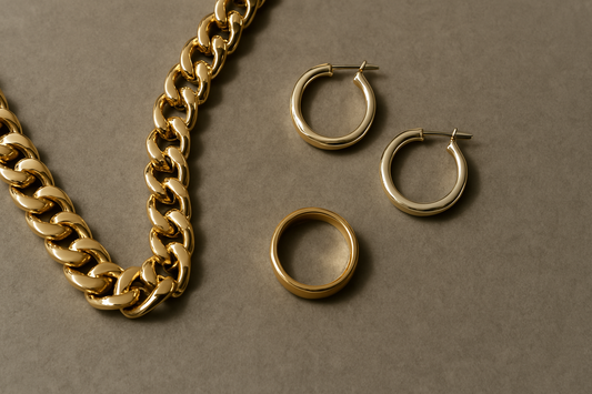 Why 18k Gold Jewellery Is the Standard in Canada