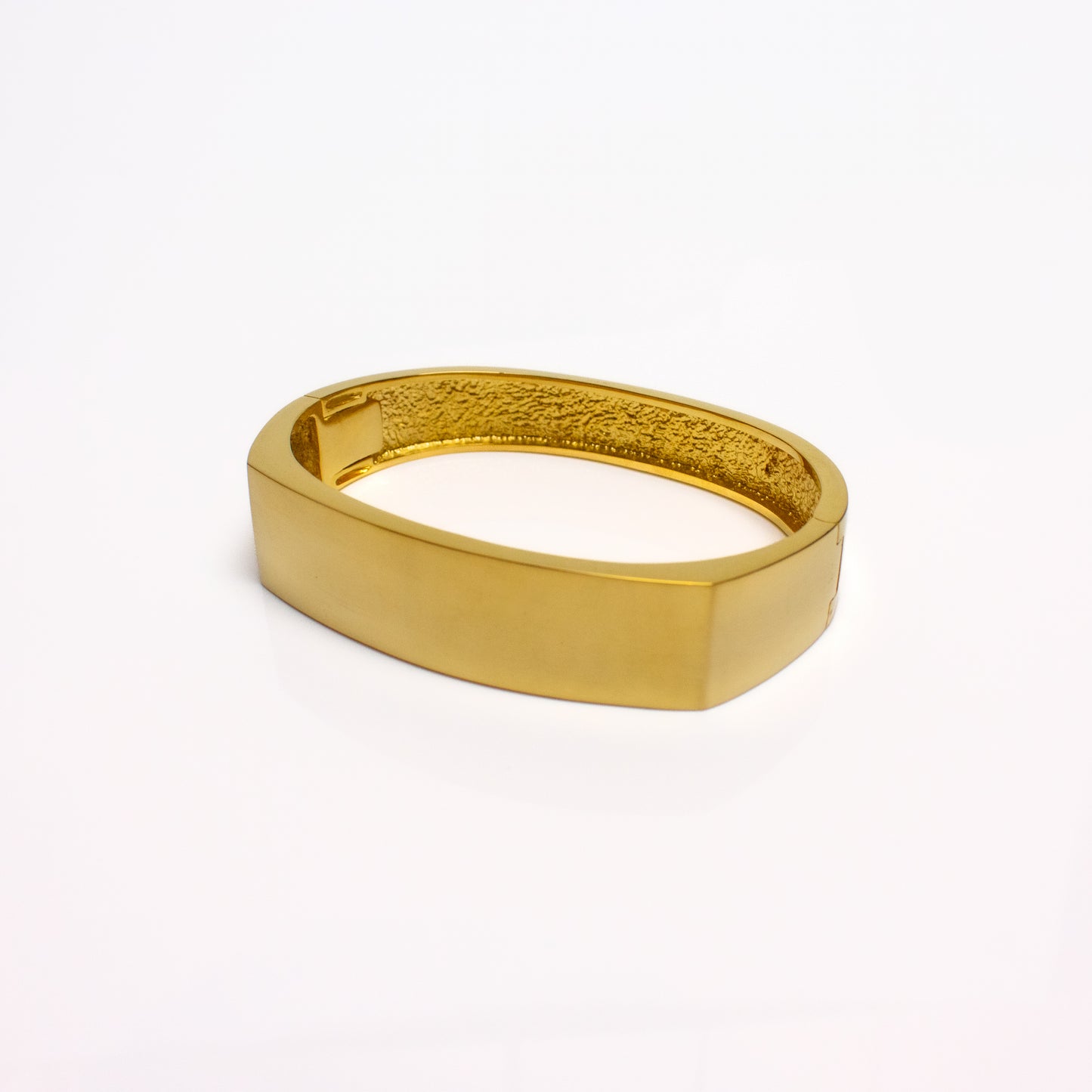 Jonc Sculpté en Or 18K | Or Massif, Prix au Poids, Fabriqué à Montréal