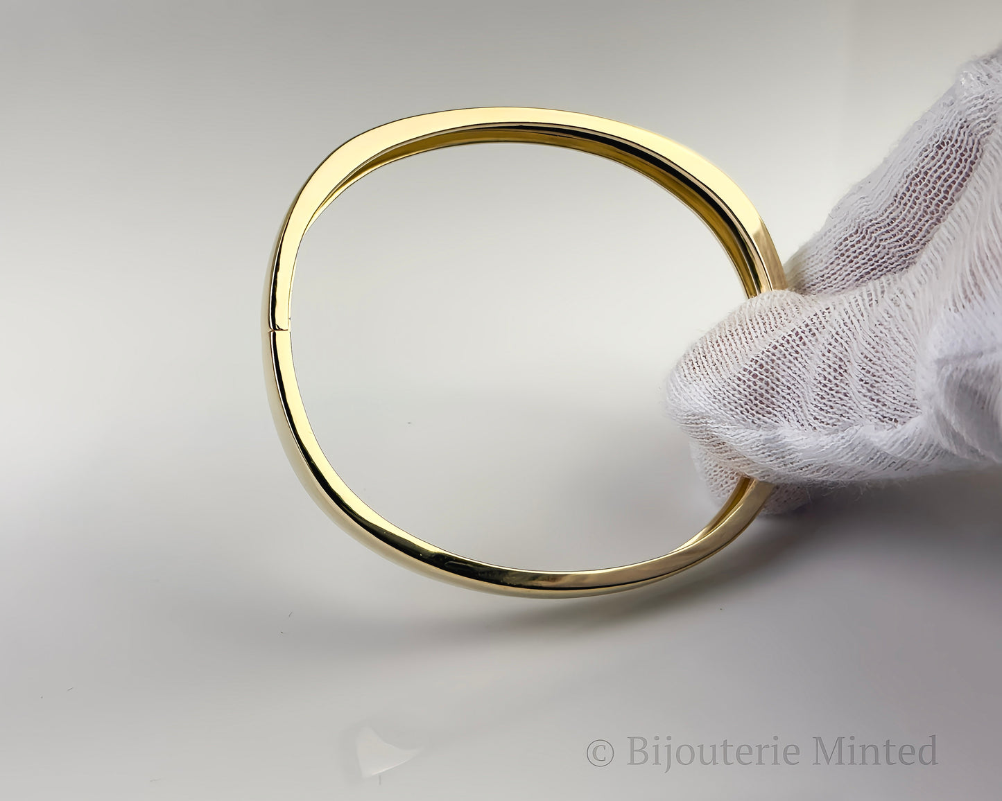 Jonc Ovale Classique en Or 18K, 20K et 22K | Or Massif, Prix au Poids, Fabriqué à Montréal