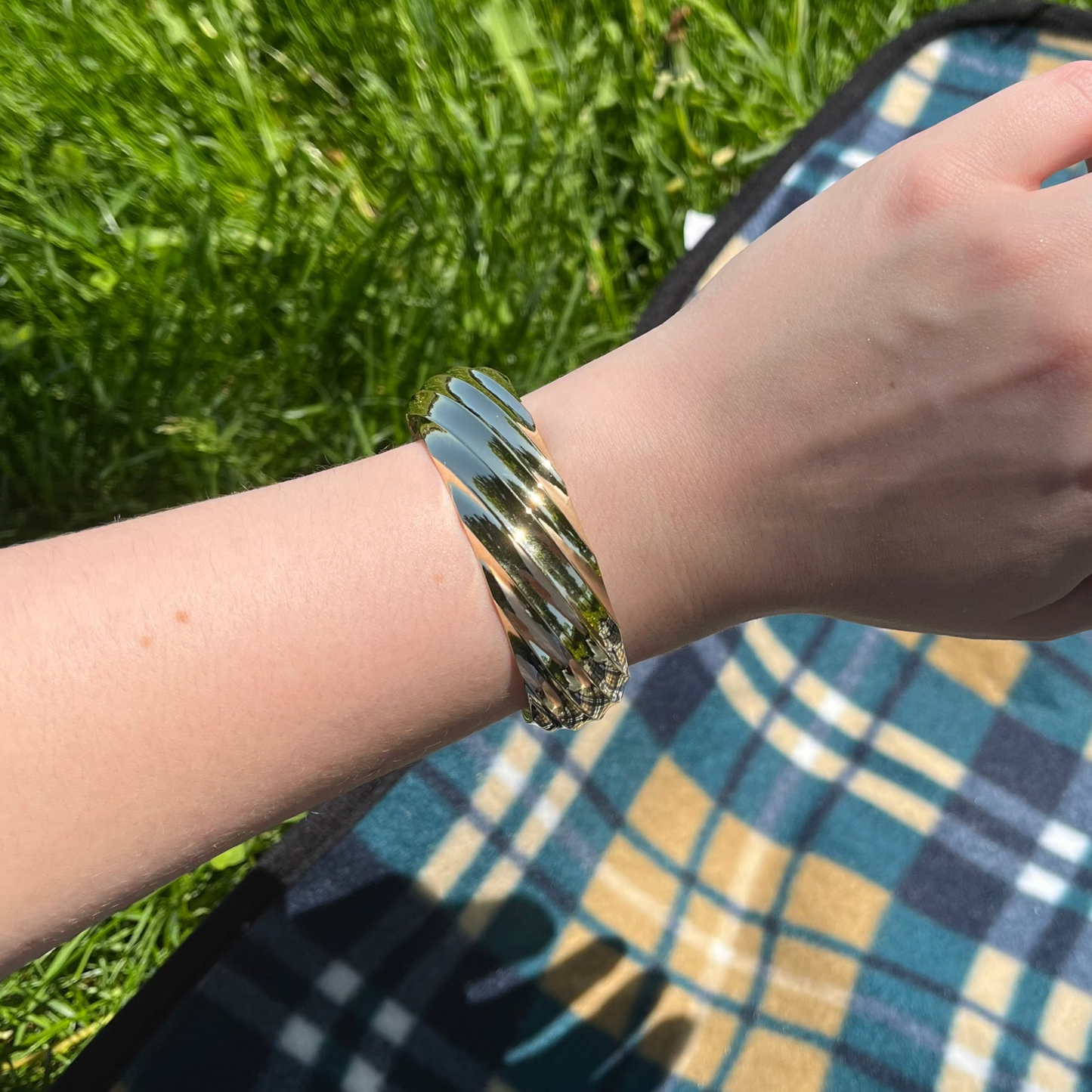 Gold Textured Bangle | Solid Gold Bracelet Priced by Weight in Canada
