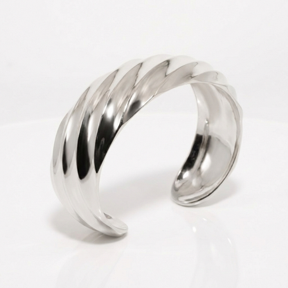 Solid Gold Textured Cuff